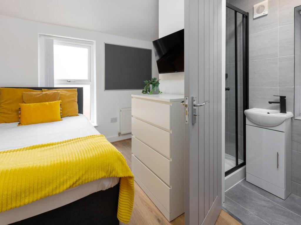 Main image of property: Edge Lane, Kensington, Liverpool