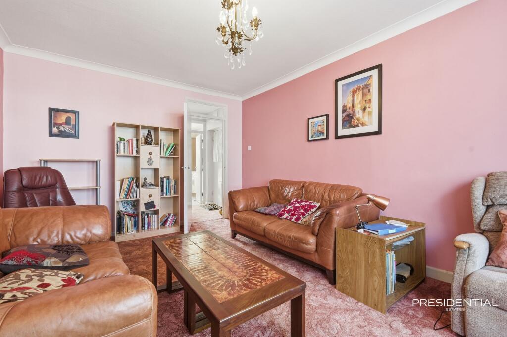 Apartment in London - View 5