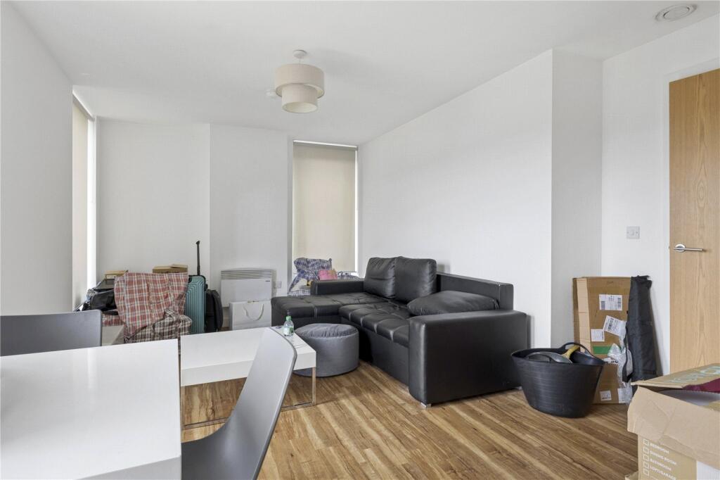 Apartment in Manchester - View 5