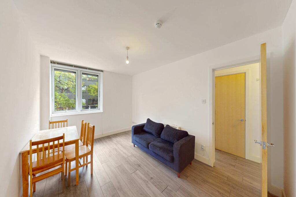 Main image of property: Skyline Plaza Building, Commercial Road, Aldagte, London