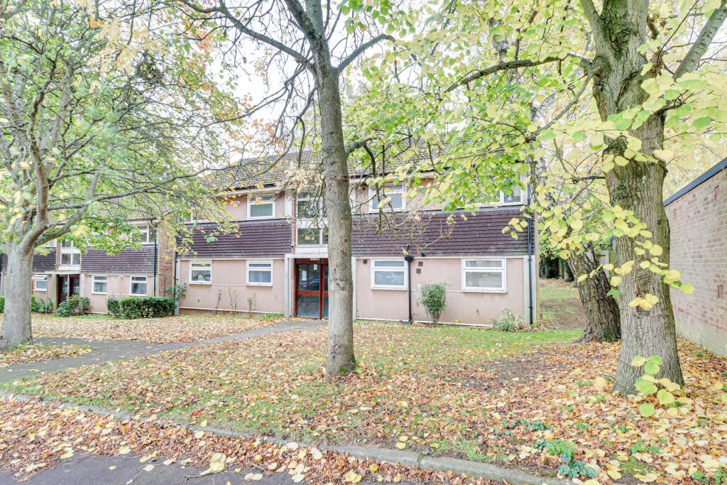 Main image of property: Beeching Close, Harpenden, Hertfordshire, AL5