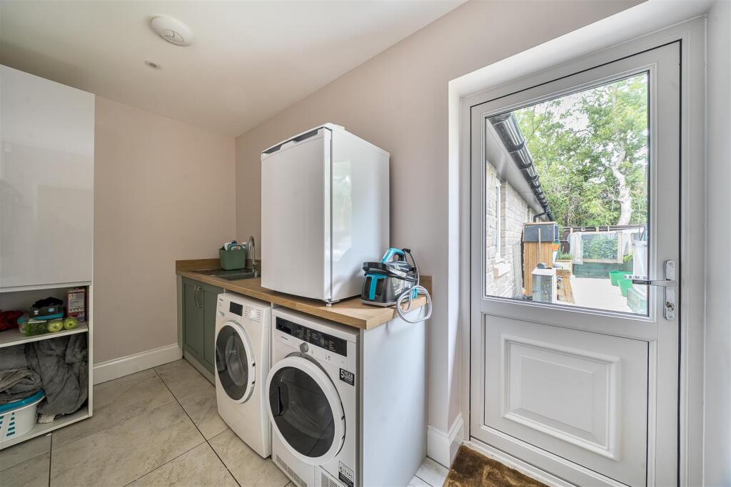 Additional image 4 of Burrows Court, Sparkford, Somerset