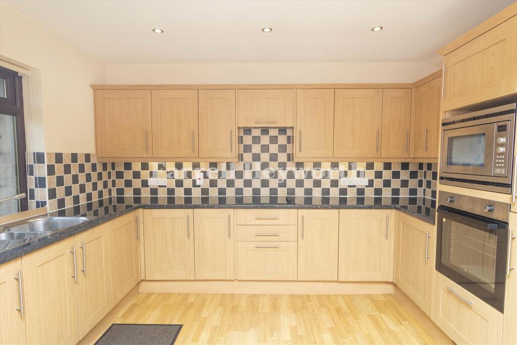 House in Kendal, Sandylands - View 4
