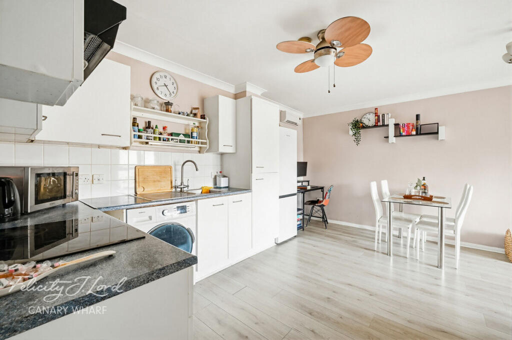 Horseferry Road, LONDON E14 photo 4