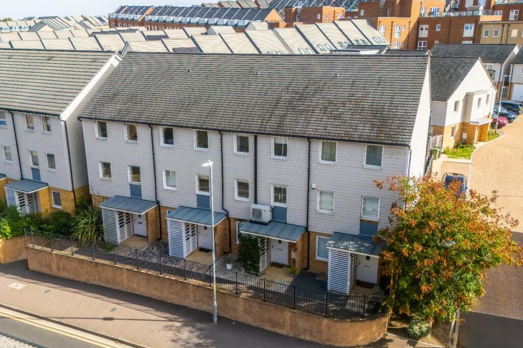 Main image of property: Central Road, Dartford, Kent, DA1
