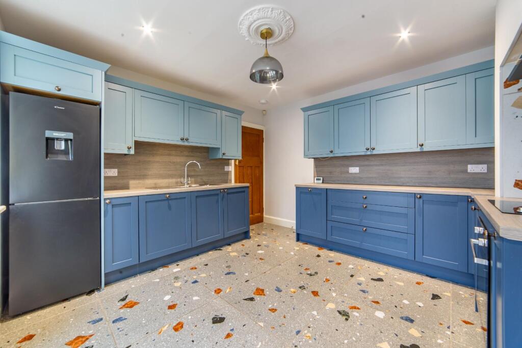Woodside Avenue, Corbridge, NE45 photo 4