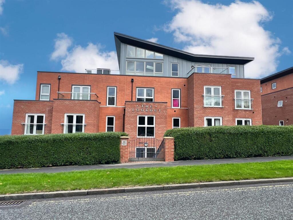 Main image of property: Holbeck Hill, Scarborough