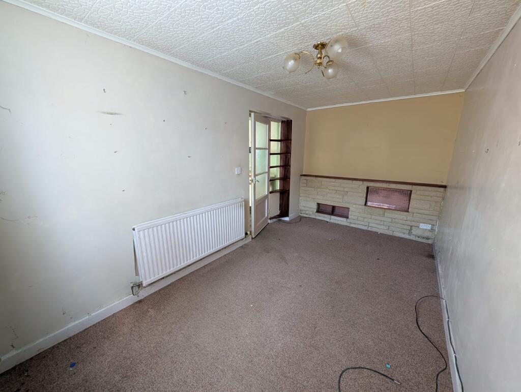 17 Tregelles Road, Longford, Neath, Neath Port Talbot SA10 7HT photo 5