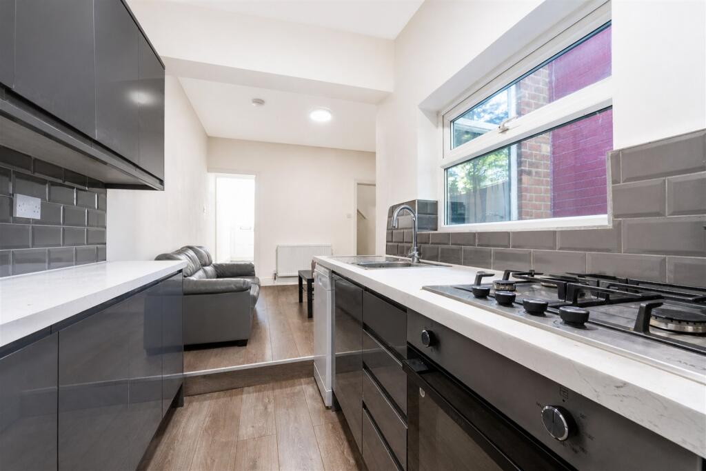 House in Birmingham - View 4