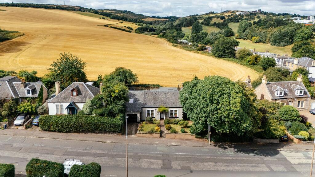 Main image of property: Liberton Brae, Edinburgh, EH16