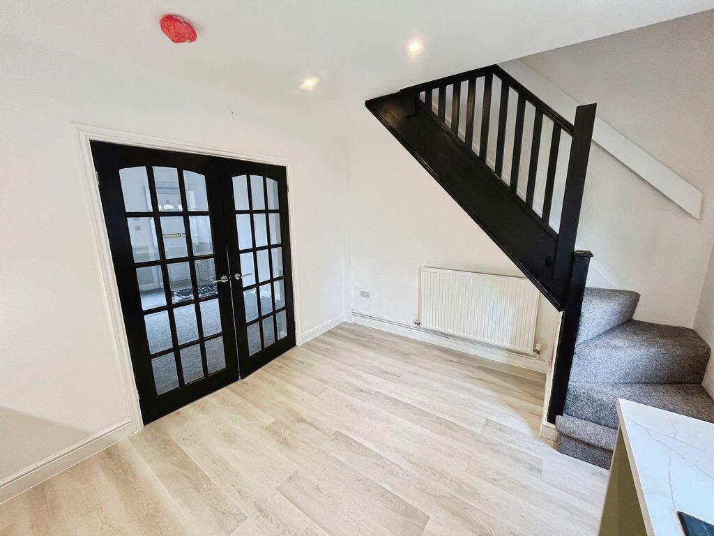 Hough Lane, Bromley Cross photo 5