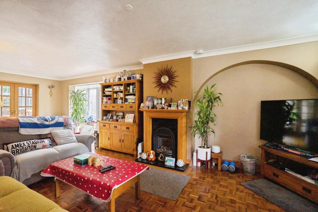 House in Brighton - More