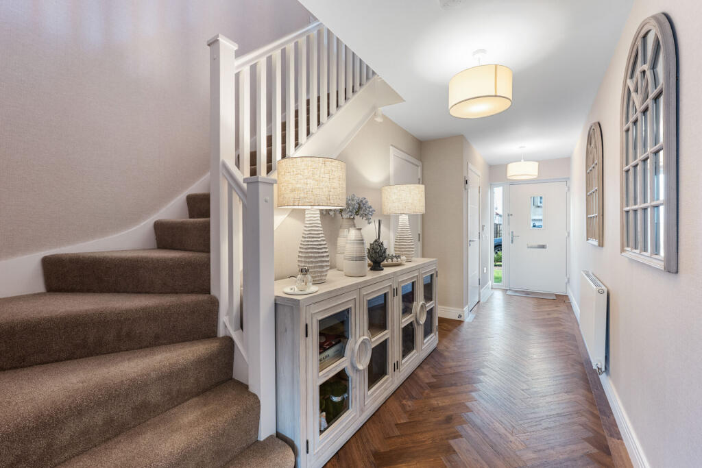 House in Jackton, South Lanarkshire - View 2