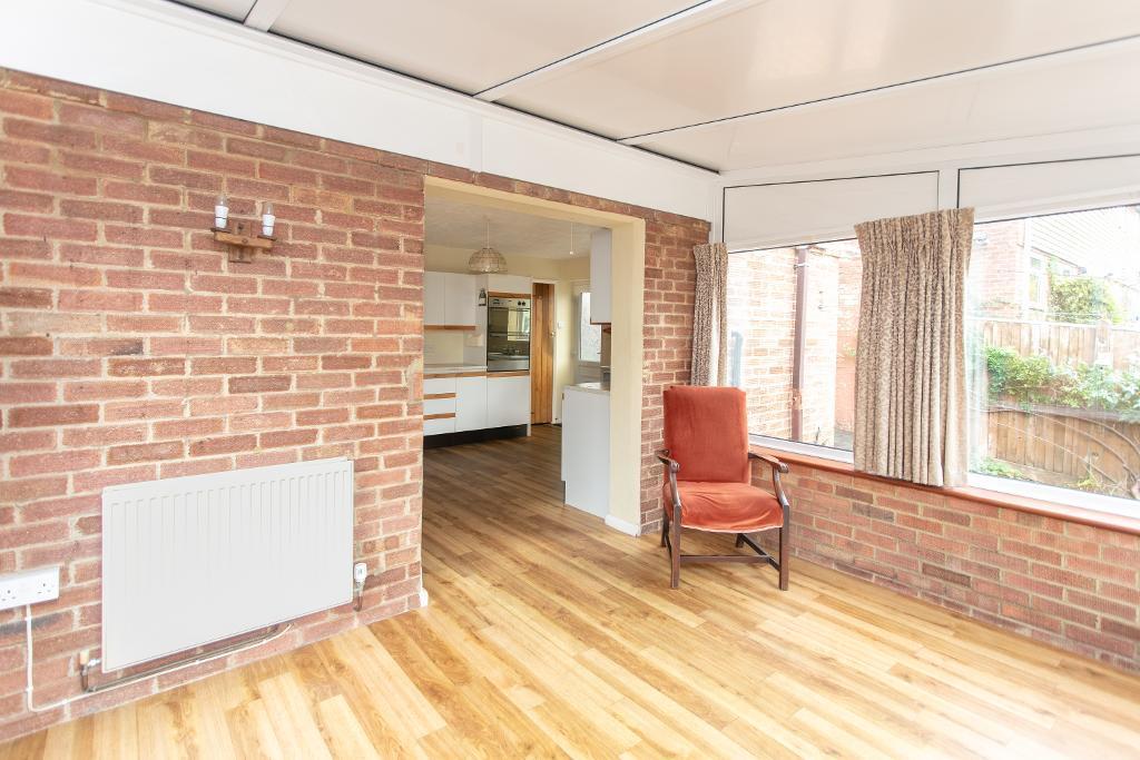 House in Heathfield, Sandy Cross - More