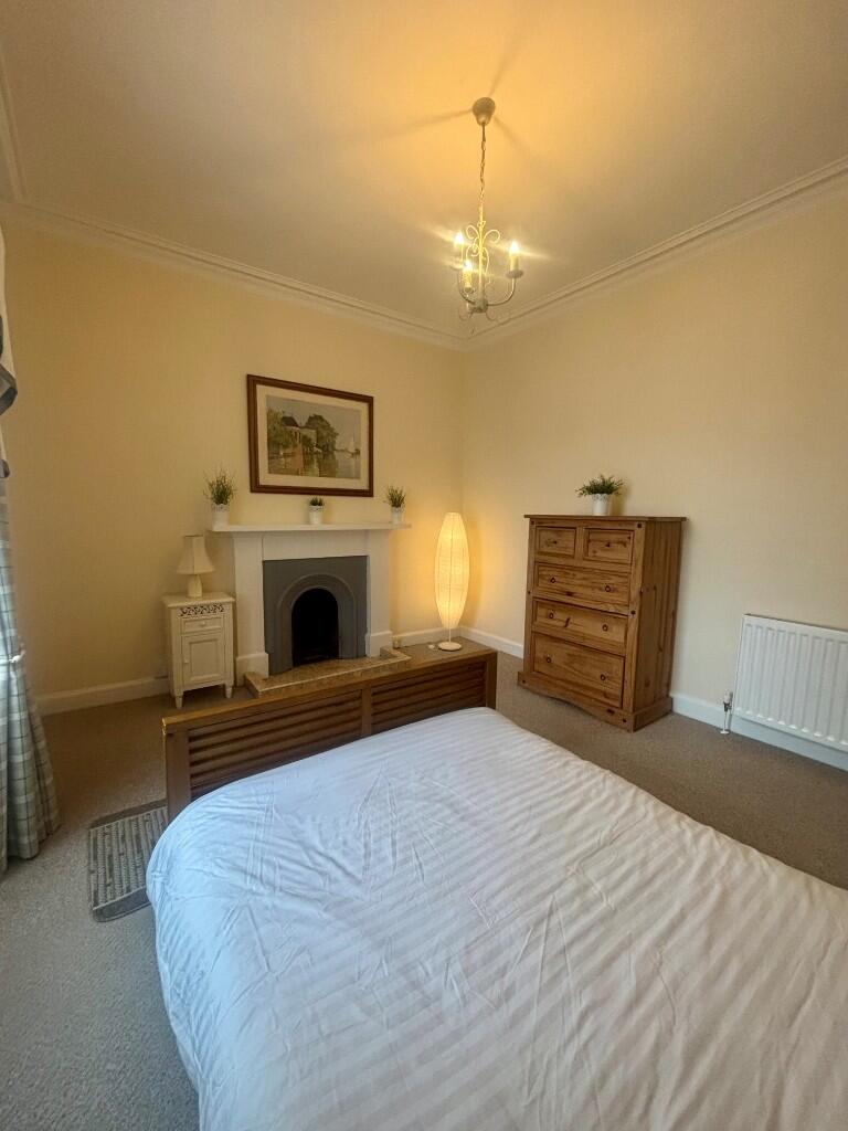 Apartment in Kirkcaldy - More
