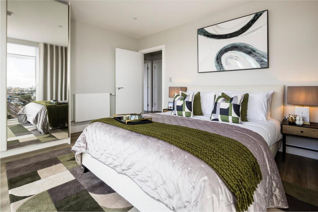 Apartment in London - View 5