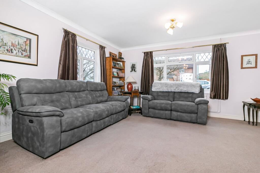 Chilvers Bank, Baldock, SG7 photo 3