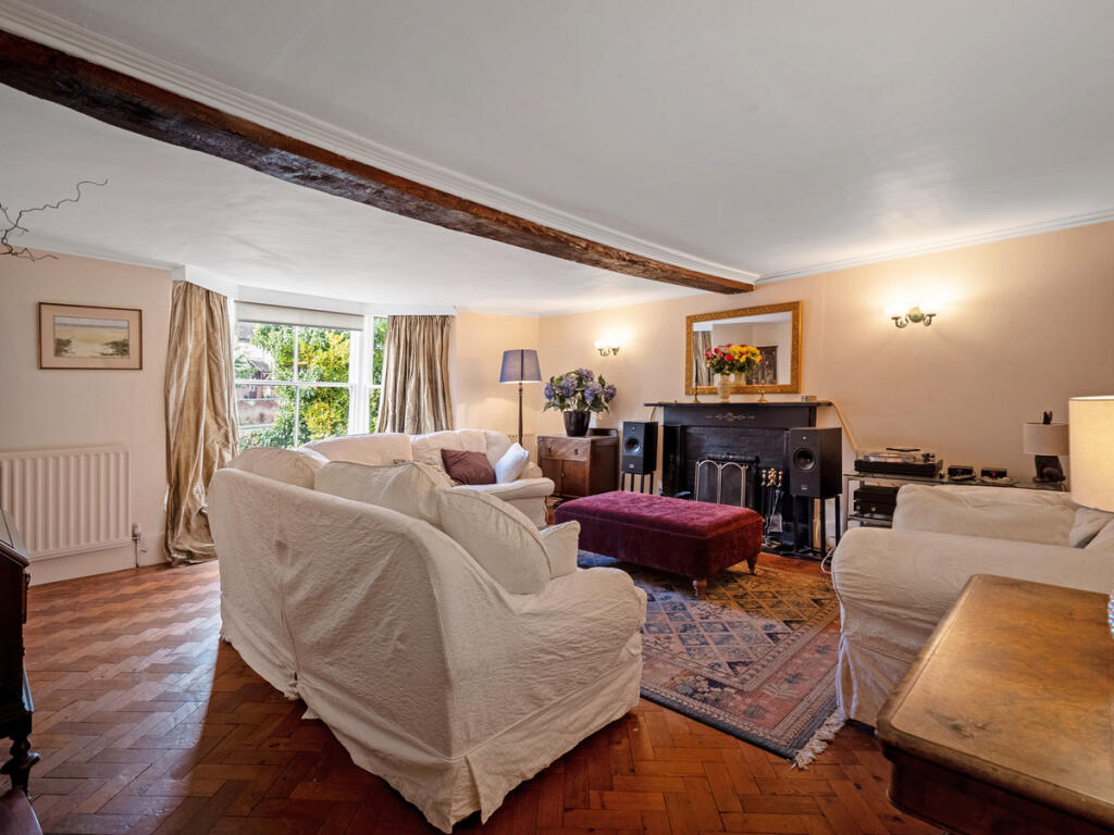 Main Street Gawcott Nr Buckingham. Buckinghamshire, MK18 4HZ photo 4