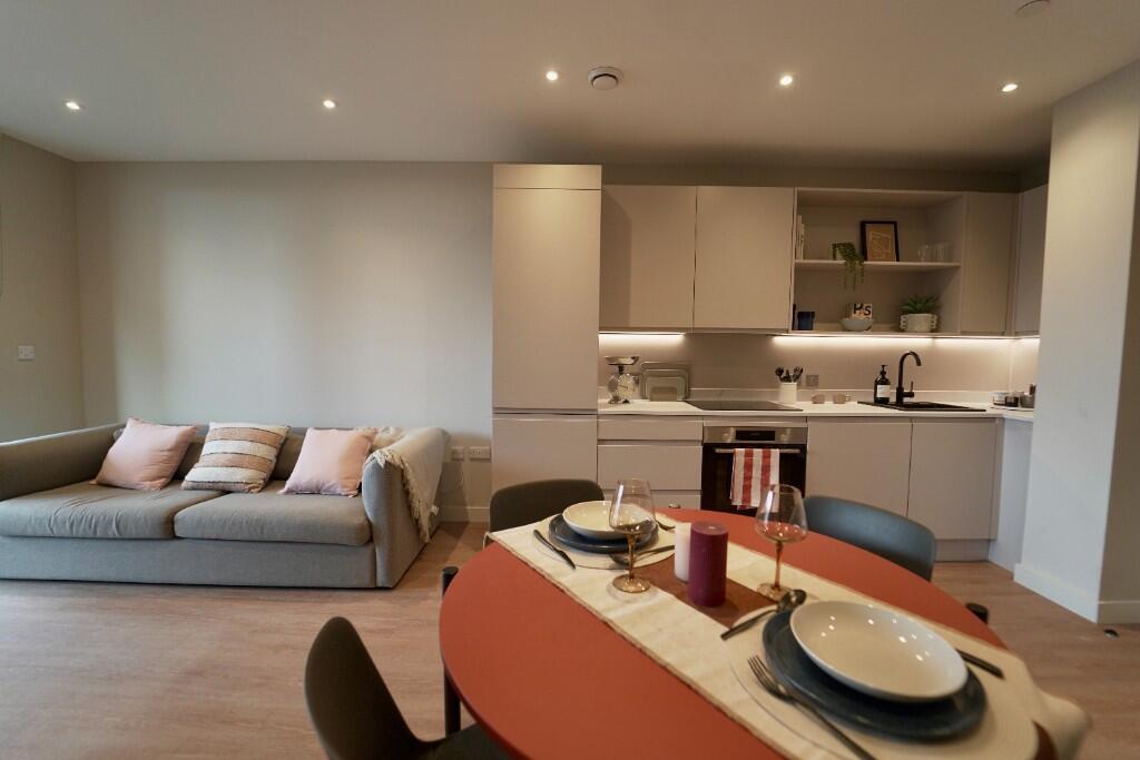 Main image of property: Apartment 59, Hove Gardens, 5 Ethel Street, Hove, East Sussex