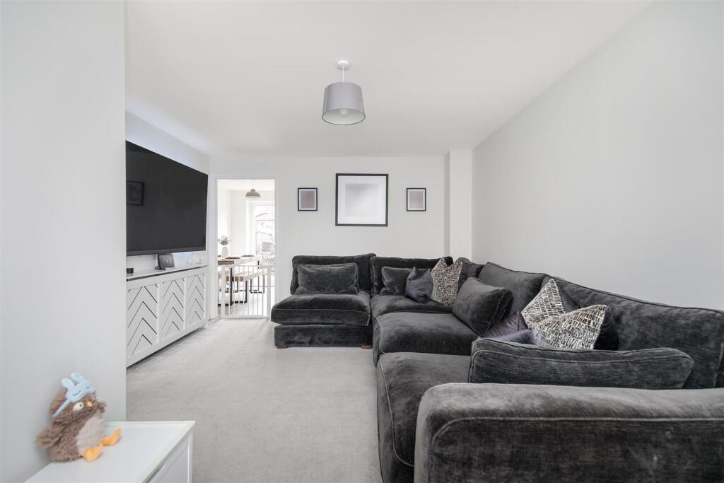 House in Pegswood, Northumberland - More