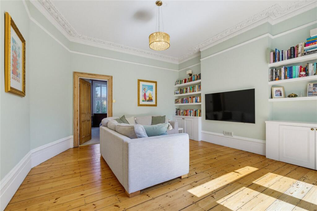 Apartment in London - View 4