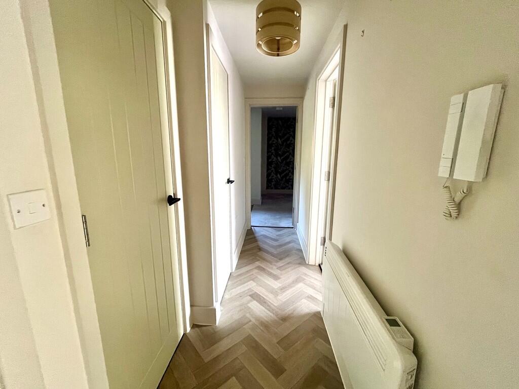 Apartment in Colchester - More