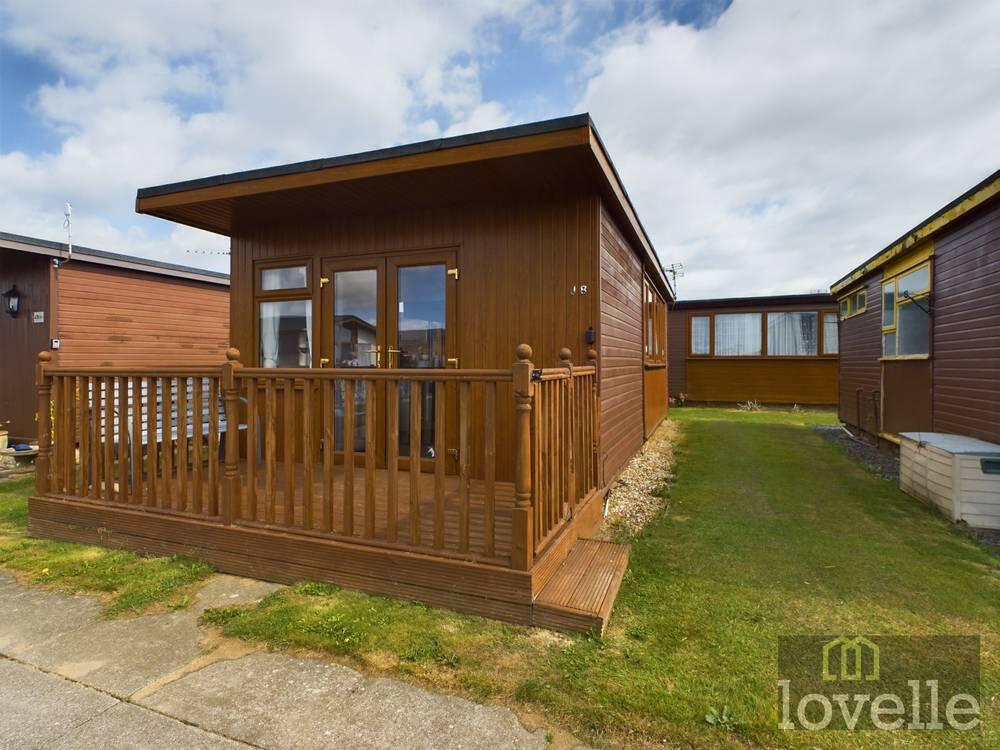 2-bed other on Mablethorpe Caravan  Chalet Park, Mablethorpe, LN12, £34,000