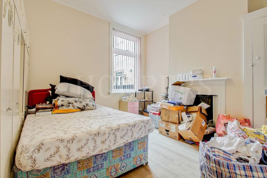 Apartment in London - View 5