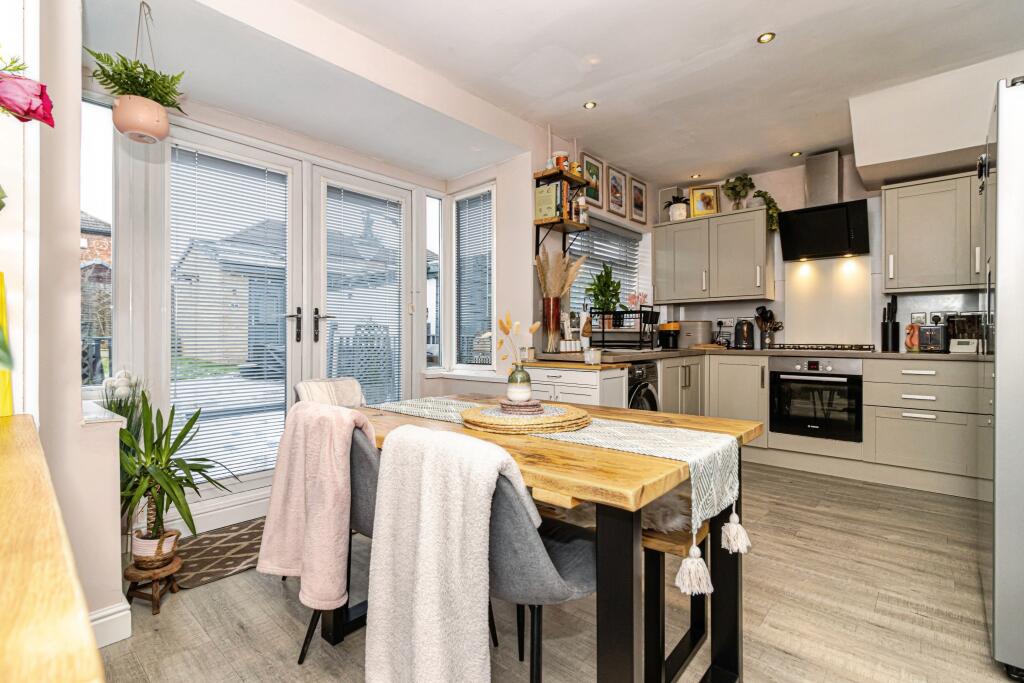 House in Salford, Greater Manchester - View 4