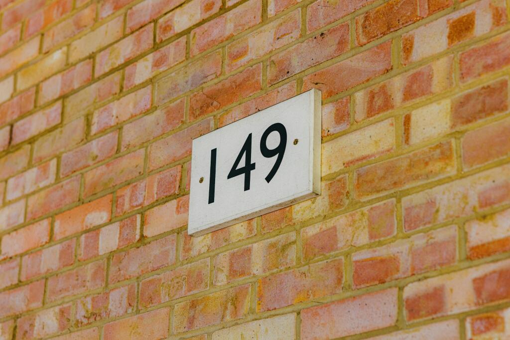 B103,140,144,149-15.jpg
