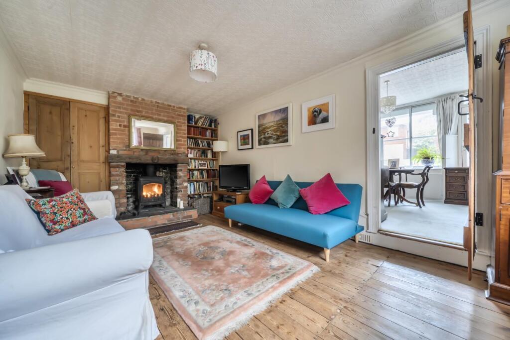House in Tonbridge and Malling, Wateringbury - More