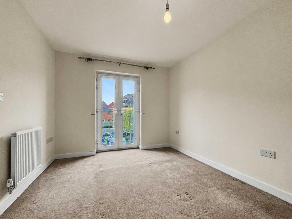 House in Huntingdonshire, St Ives - More