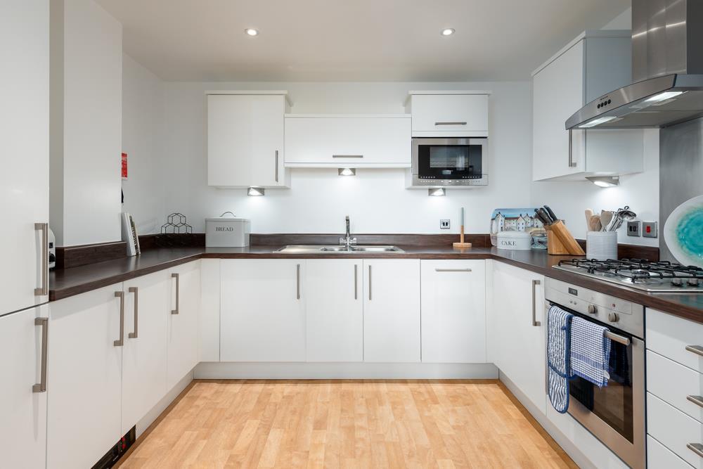 Apartment in Truro - View 4