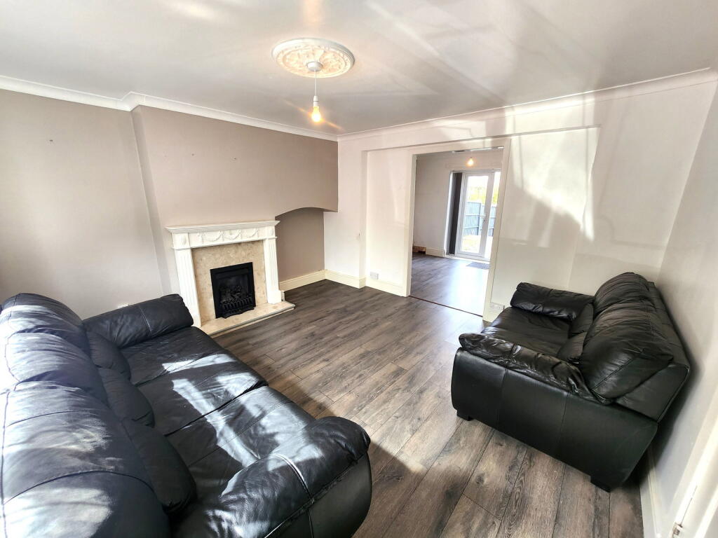 Additional image 3 of Ferndale Road, Oldbury, B68 8BB