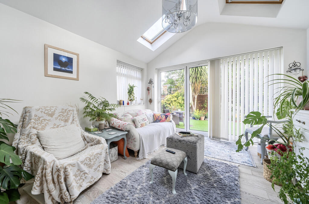 House in Reading - View 5