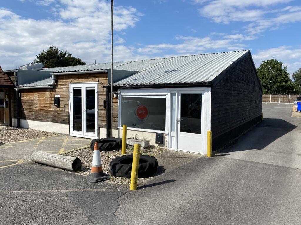 Main image of property: Unit 1B, Baddow Antique Centre, Great Baddow, Chelmsford, Essex, CM2 7JW