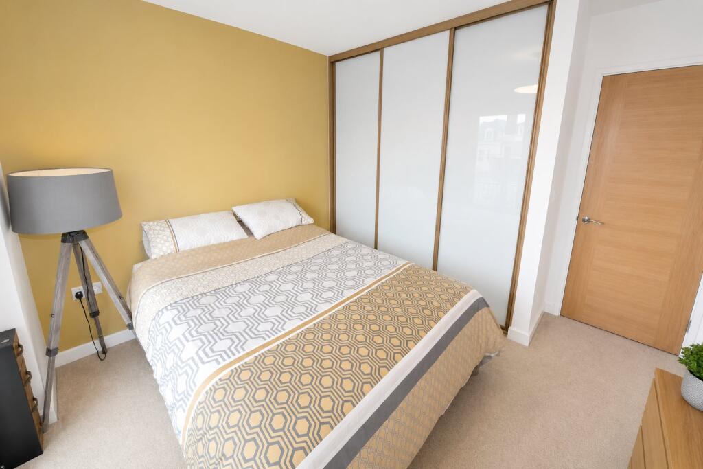Madeira Road, BOURNEMOUTH, - View 5