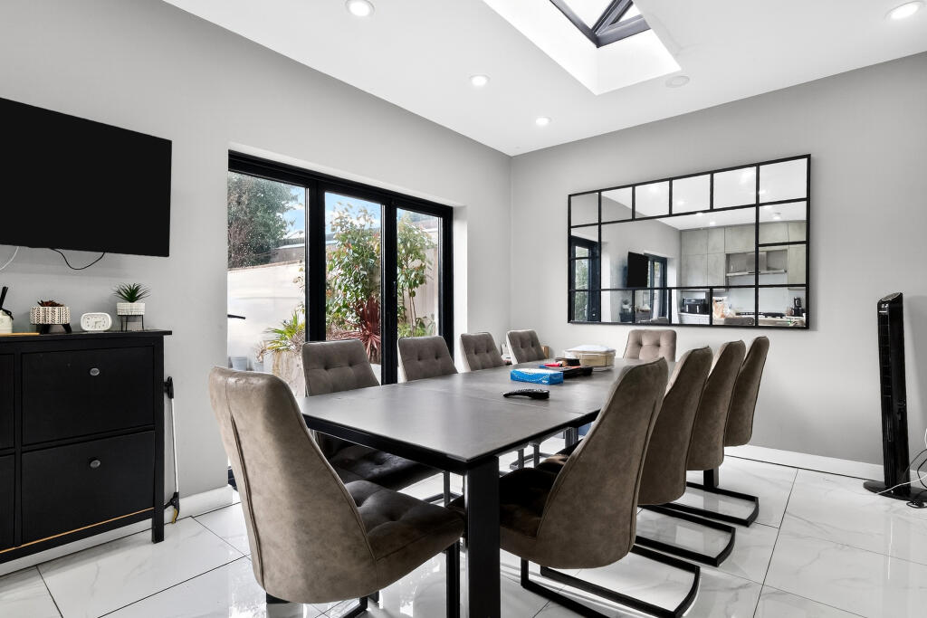 Additional image 17 of Michael Road, Smethwick, B67