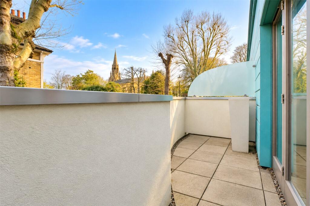 House in London - More
