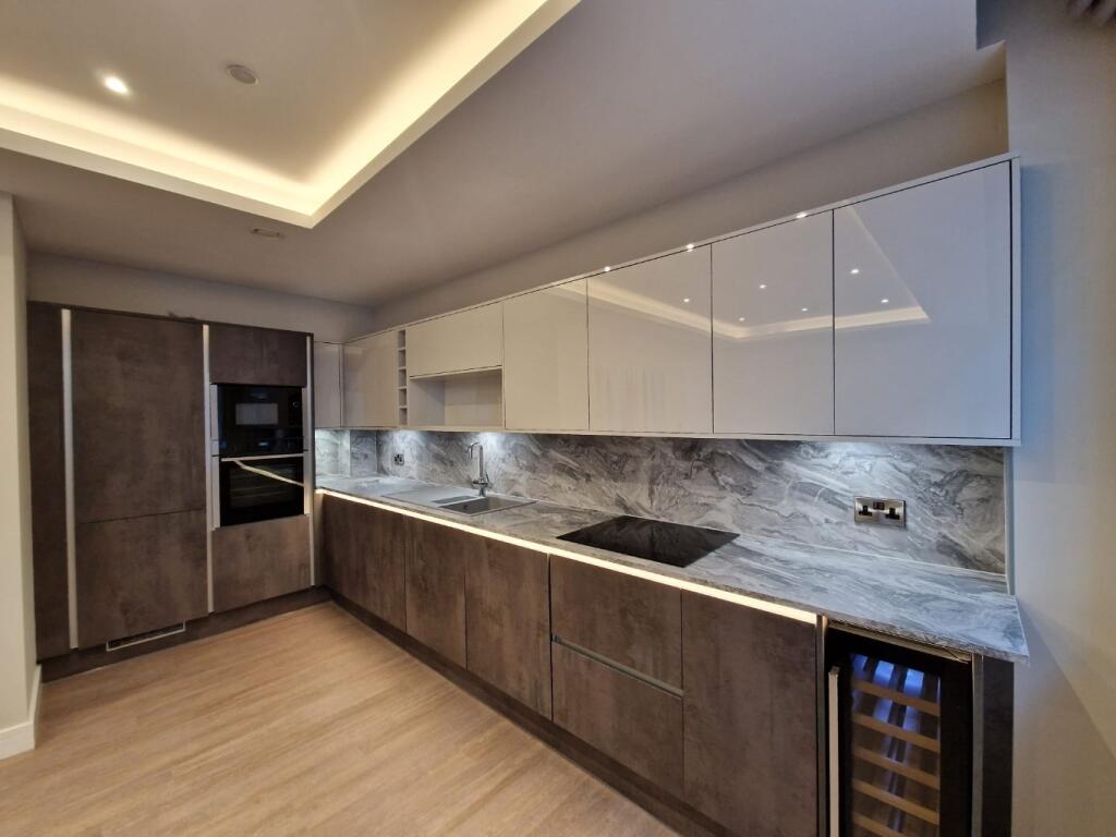 Main image of property: Warser Gate, Nottingham, Nottinghamshire, NG1 1NU