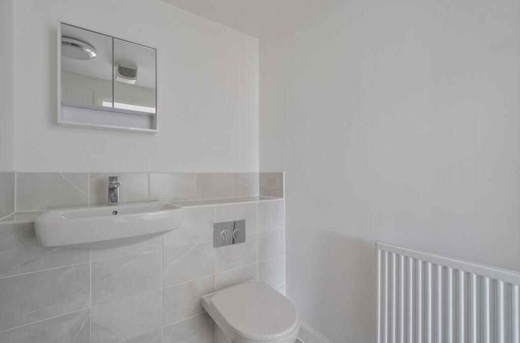 Apartment in Canterbury - More