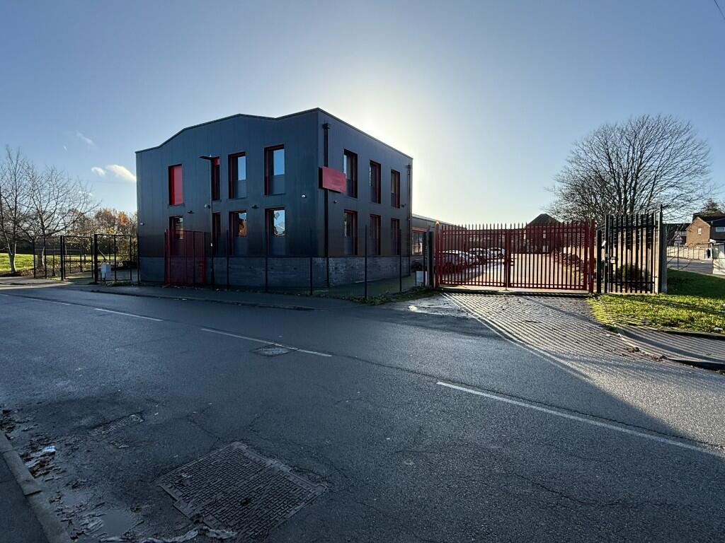 Main image of property: 386 Coleridge Road, Sheffield, S9