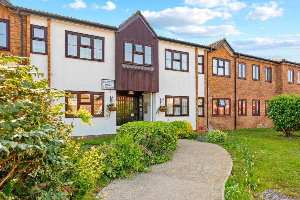 Main image of property: 61 Addington Road, West Wickham, BR4