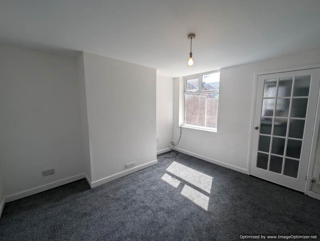 Main image of property: 35 Timbrell Ave