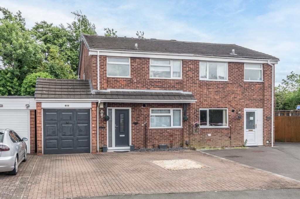 Main image of property: Gaydon Close, Lodge Park, Redditch, Worcestershire, B98