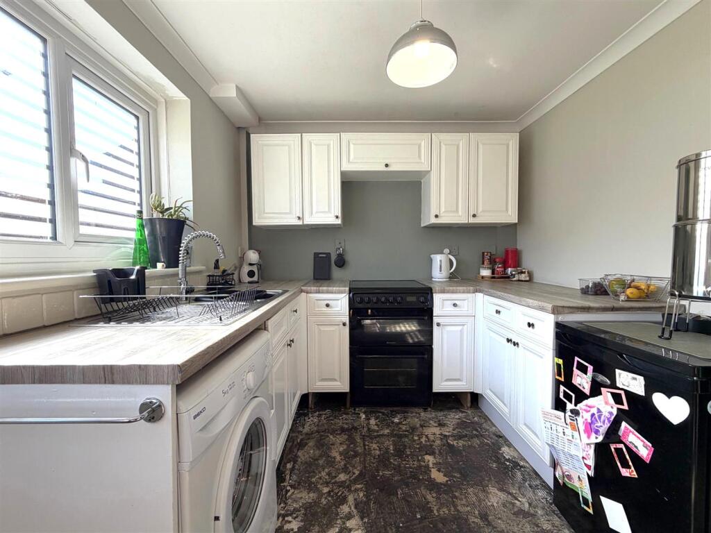 Collingwood Way, Westhoughton, Bolton - More