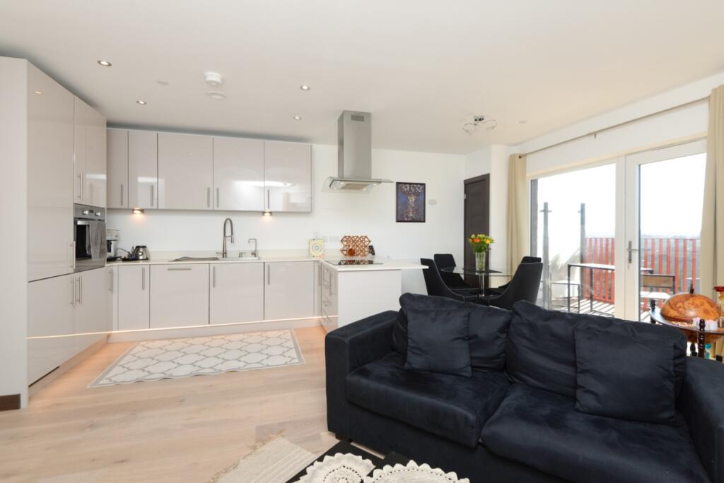Apartment in Rochester - View 5