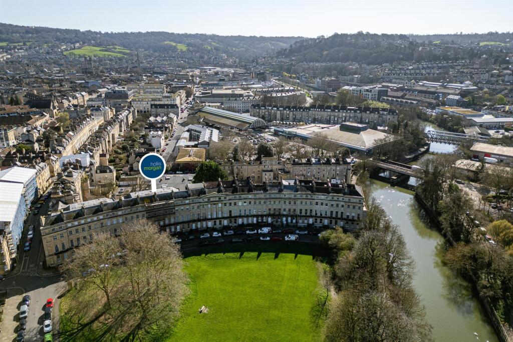 Apartment in Bath - View 3