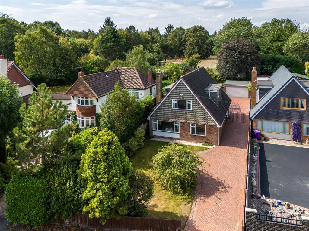 Main image of property: 47 Codsall Road, Tettenhall, Wolverhampton, WV6 *QD