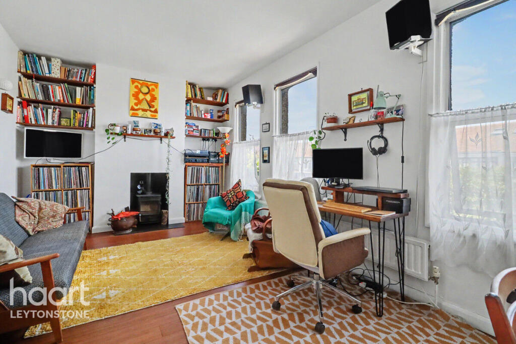 Apartment in London, Leyton - View 5